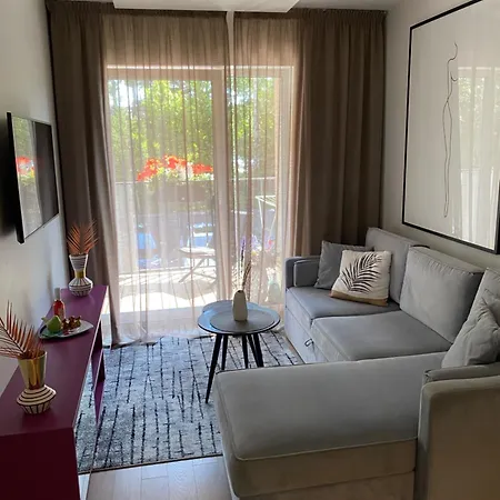 Butas Malunom1 Appartement *
