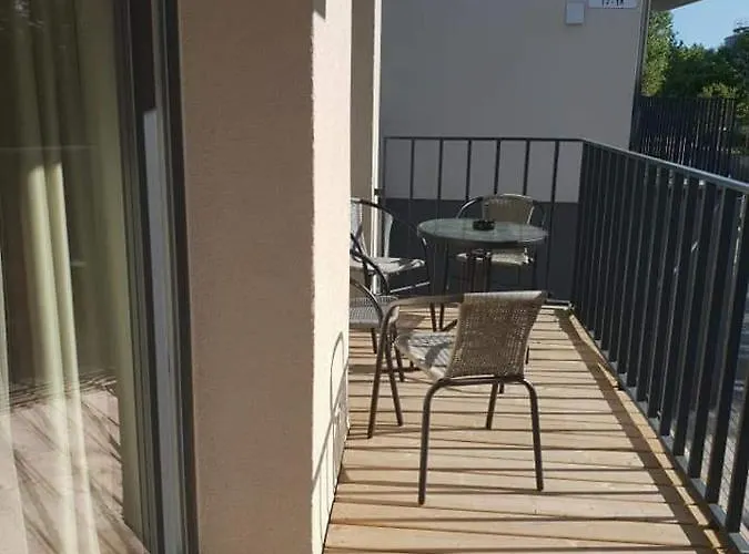 Butas Malunom1 公寓